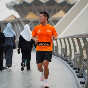 Runner Photo 7751857