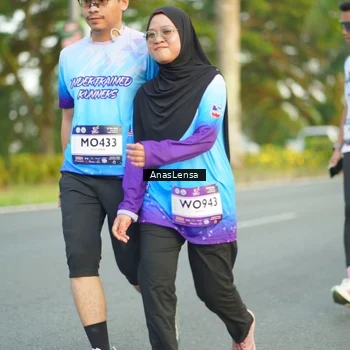 Runner Photo 7751884