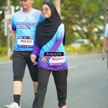 Runner Photo 7751890