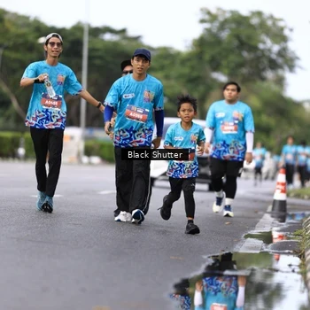 Runner Photo 7751898