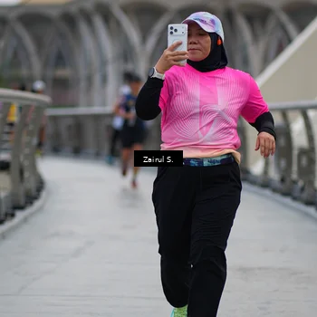 Runner Photo 7751904