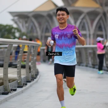 Runner Photo 7751908