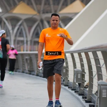 Runner Photo 7751919