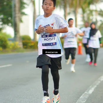 Runner Photo 7751943