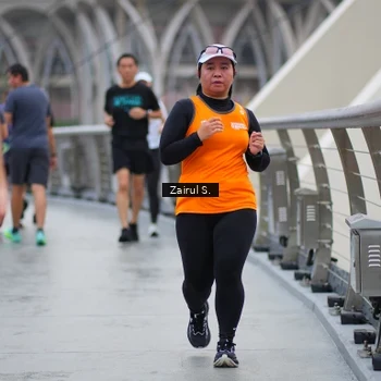 Runner Photo 7751955