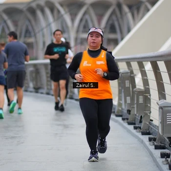 Runner Photo 7751962