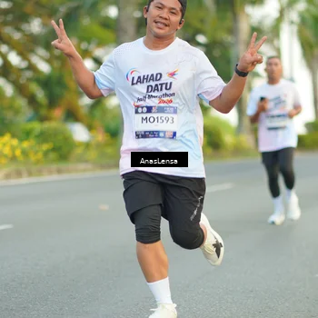 Runner Photo 7752003