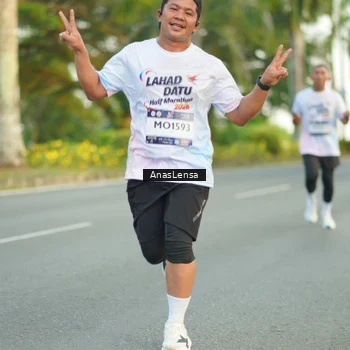 Runner Photo 7752004