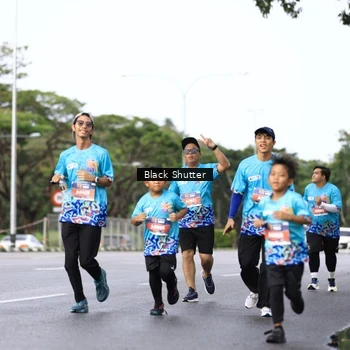 Runner Photo 7752021