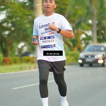 Runner Photo 7752063