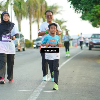 Runner Photo 7752068