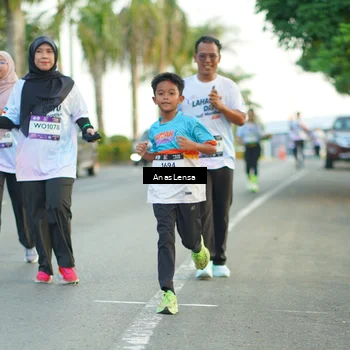 Runner Photo 7752074