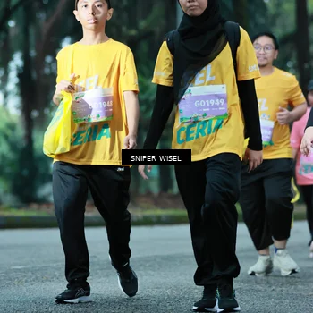 Runner Photo 7752079