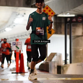 Runner Photo 7752080