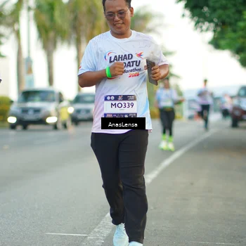Runner Photo 7752098
