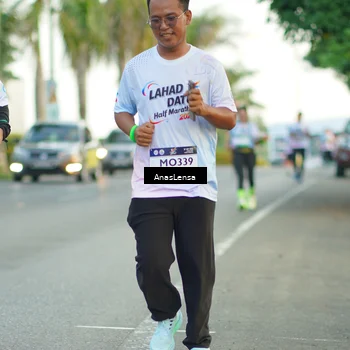 Runner Photo 7752137