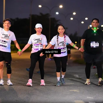 Runner Photo 7752200