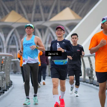 Runner Photo 7752250