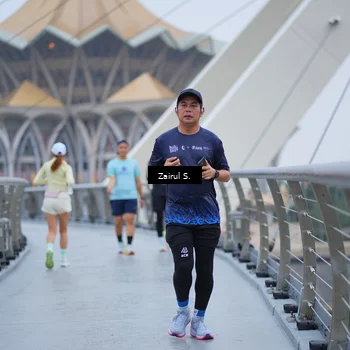 Runner Photo 7752290