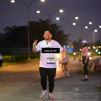 Runner Photo 7752296