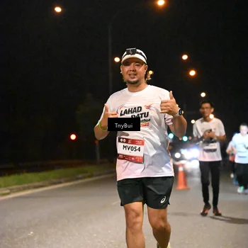 Runner Photo 7752317