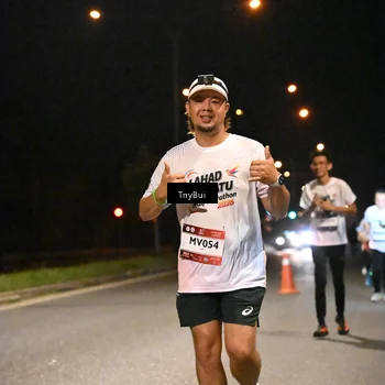 Runner Photo 7752319
