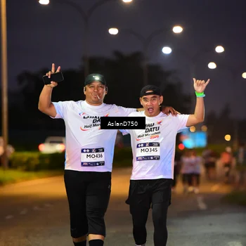 Runner Photo 7752331