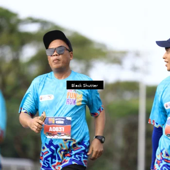 Runner Photo 7752343