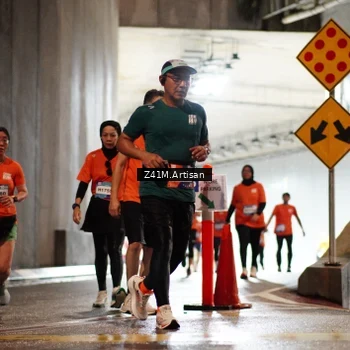 Runner Photo 7752357