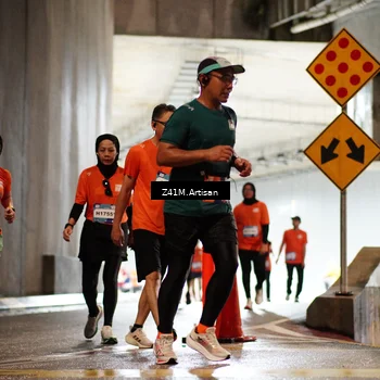 Runner Photo 7752363