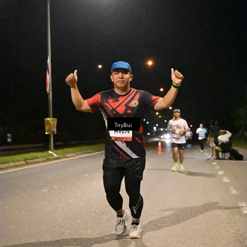 Runner Photo 7752365
