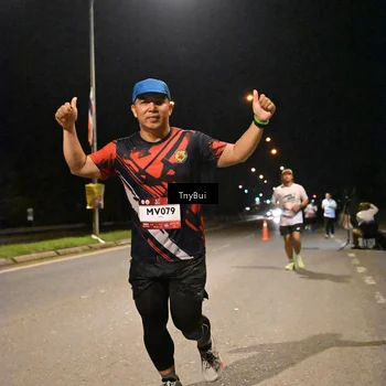 Runner Photo 7752370