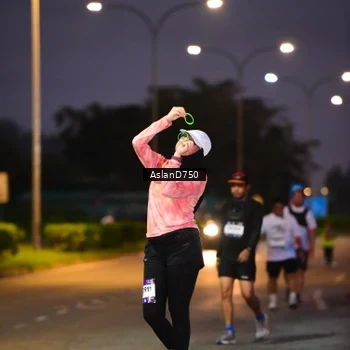 Runner Photo 7752380