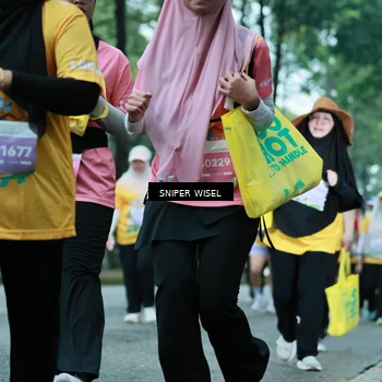 Runner Photo 7752391