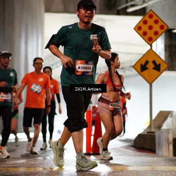 Runner Photo 7752418