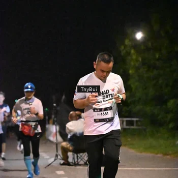 Runner Photo 7752439