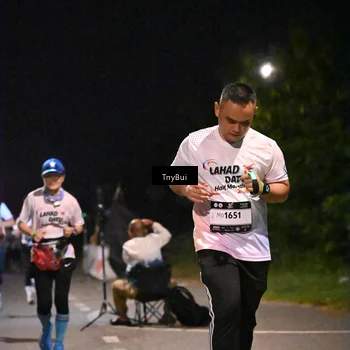 Runner Photo 7752451