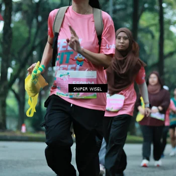 Runner Photo 7752499