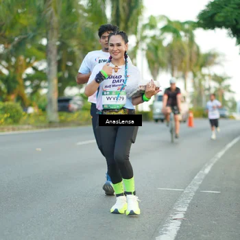Runner Photo 7752536