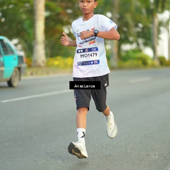 Runner Photo 7752592