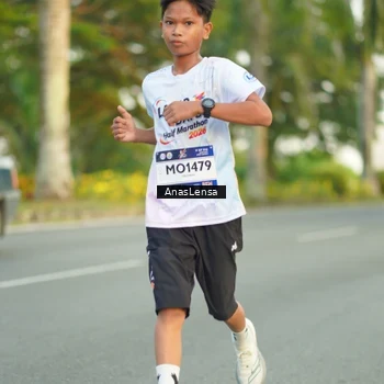 Runner Photo 7752595