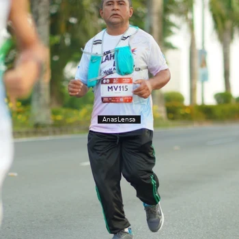 Runner Photo 7752631