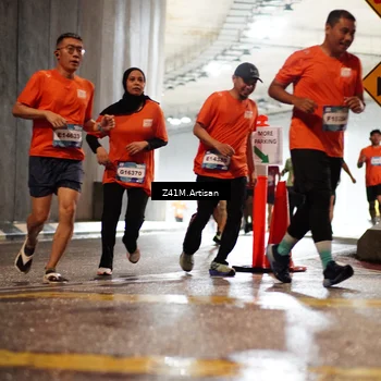 Runner Photo 7752635