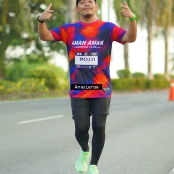 Runner Photo 7752690