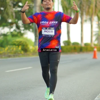 Runner Photo 7752693