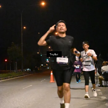 Runner Photo 7752723