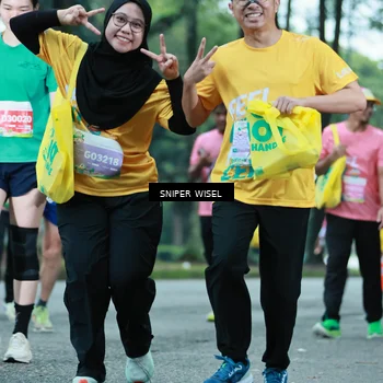 Runner Photo 7752771
