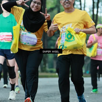 Runner Photo 7752780