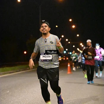 Runner Photo 7752797
