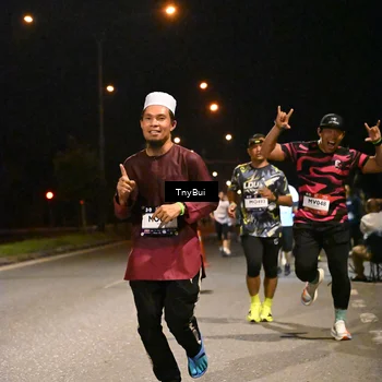 Runner Photo 7752833